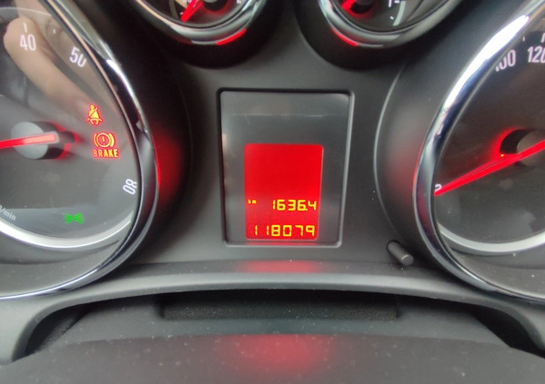 Opel Astra cena 24999 przebieg: 118000, rok produkcji 2011 z Puszczykowo małe 191